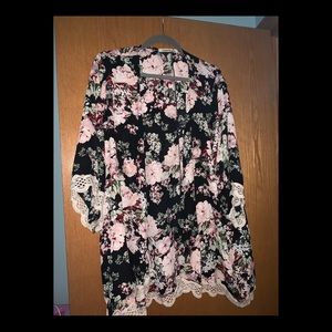 🌸Size 3x floral kimono 🌸